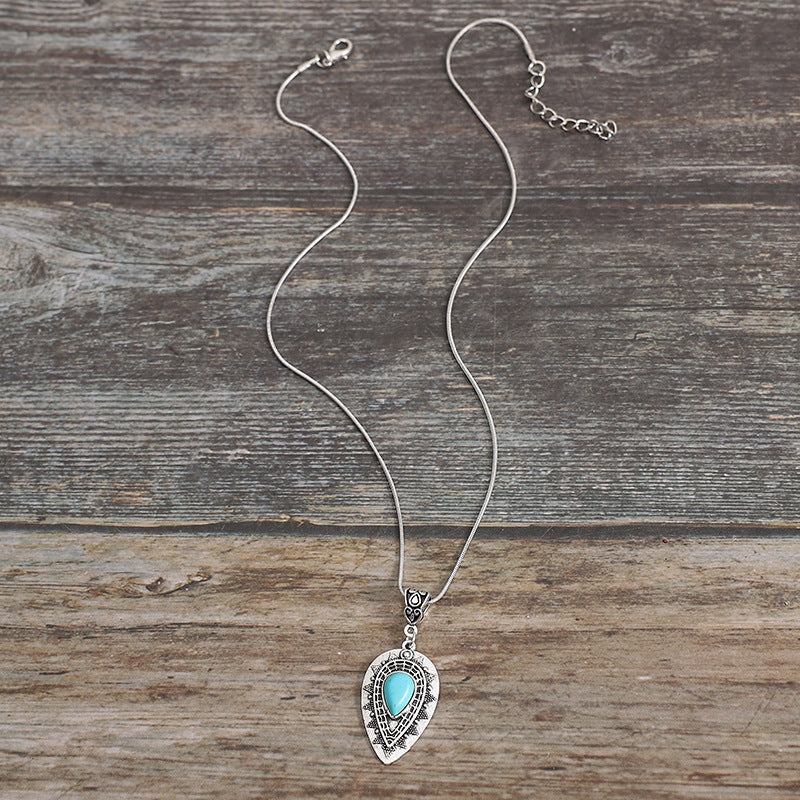 geometric alloy pendant chain