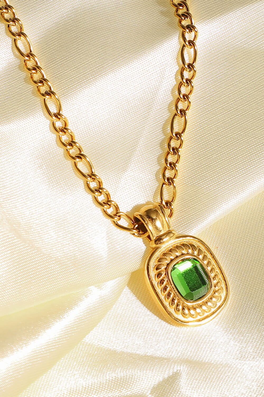 gold rhinestone pendant chain