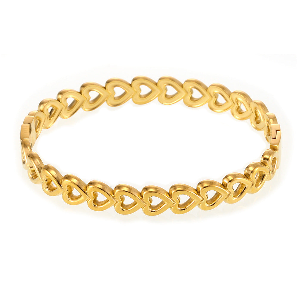 gold heart link bracelet