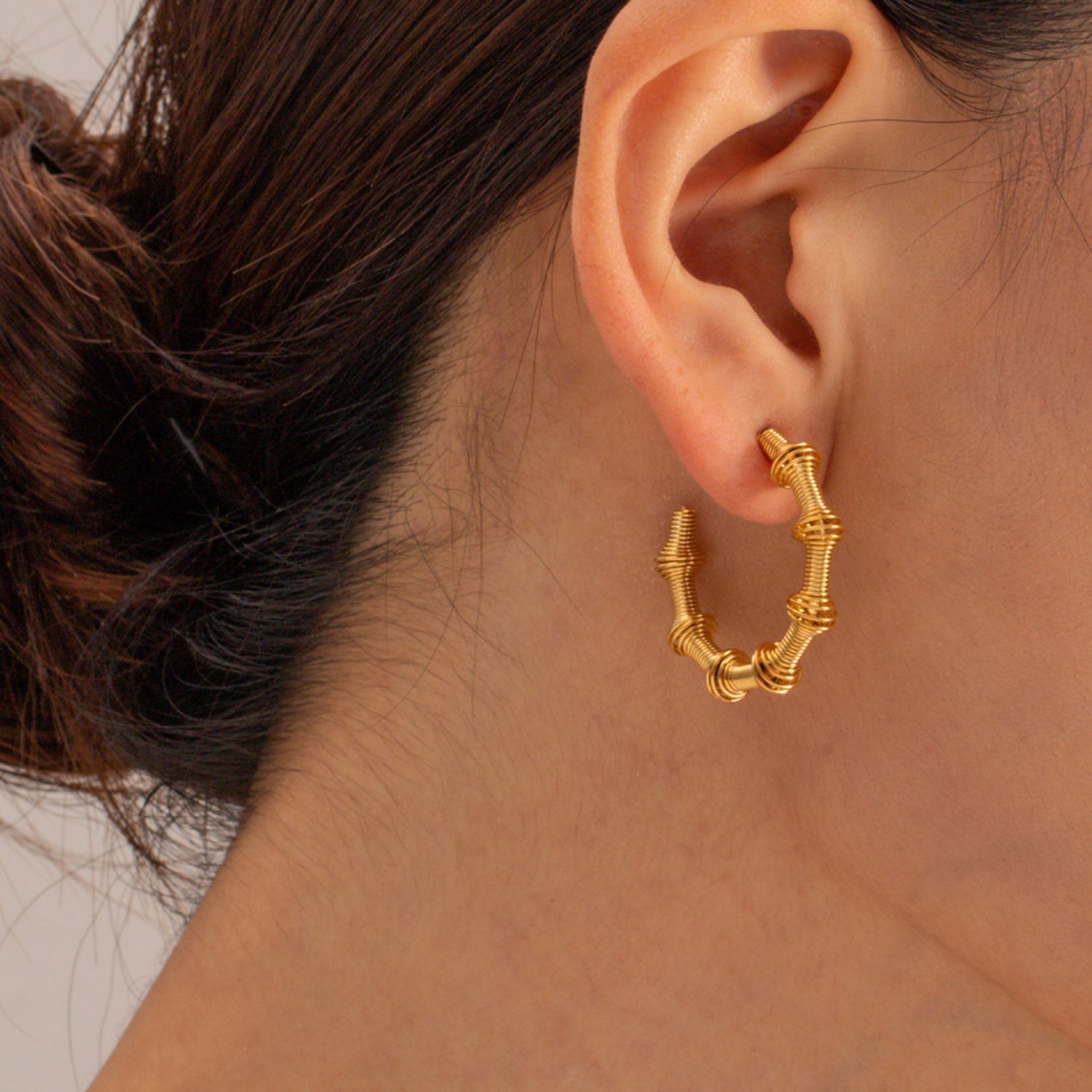 gold c hoop earrings
