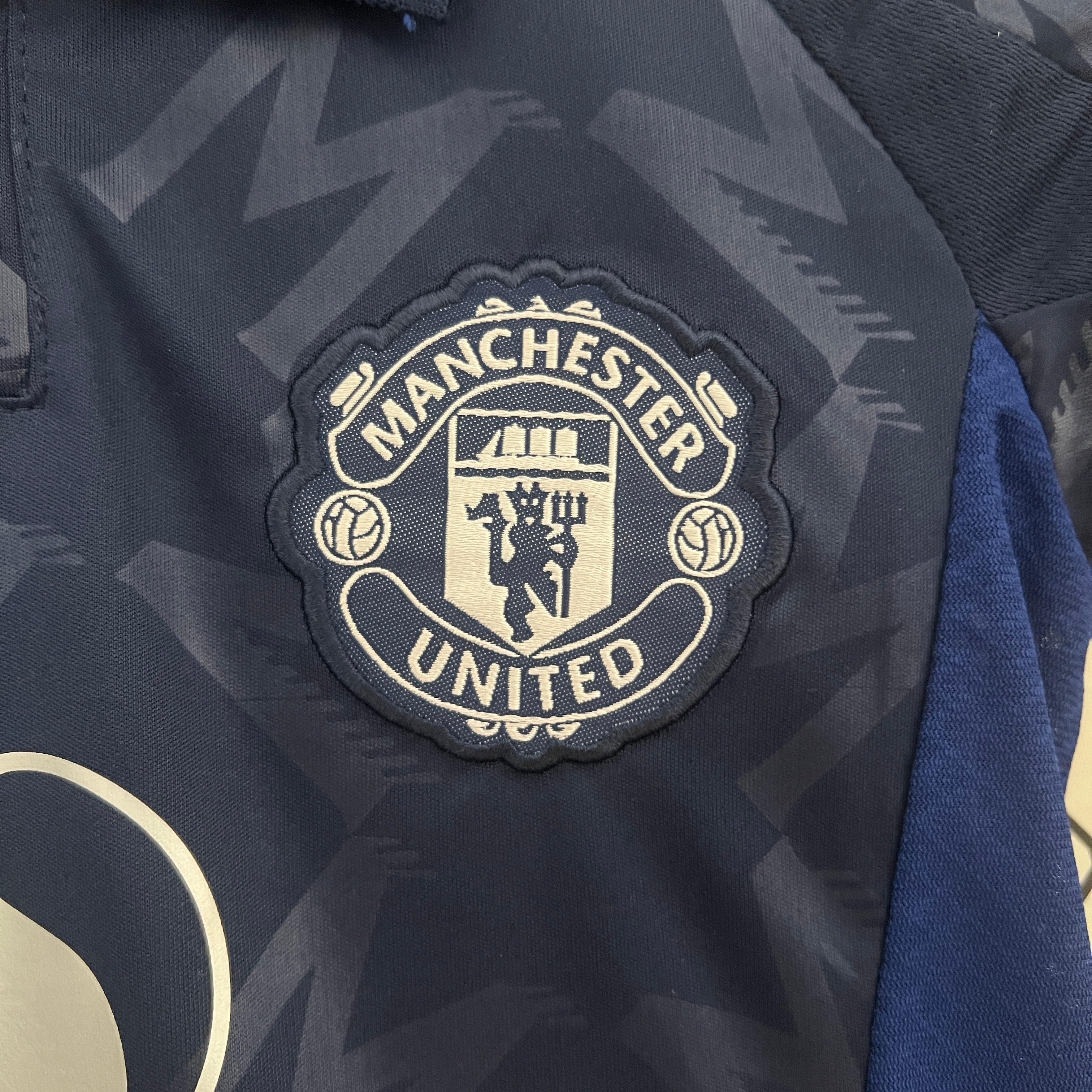 Manchester united 24 25 - Kids Kit Away