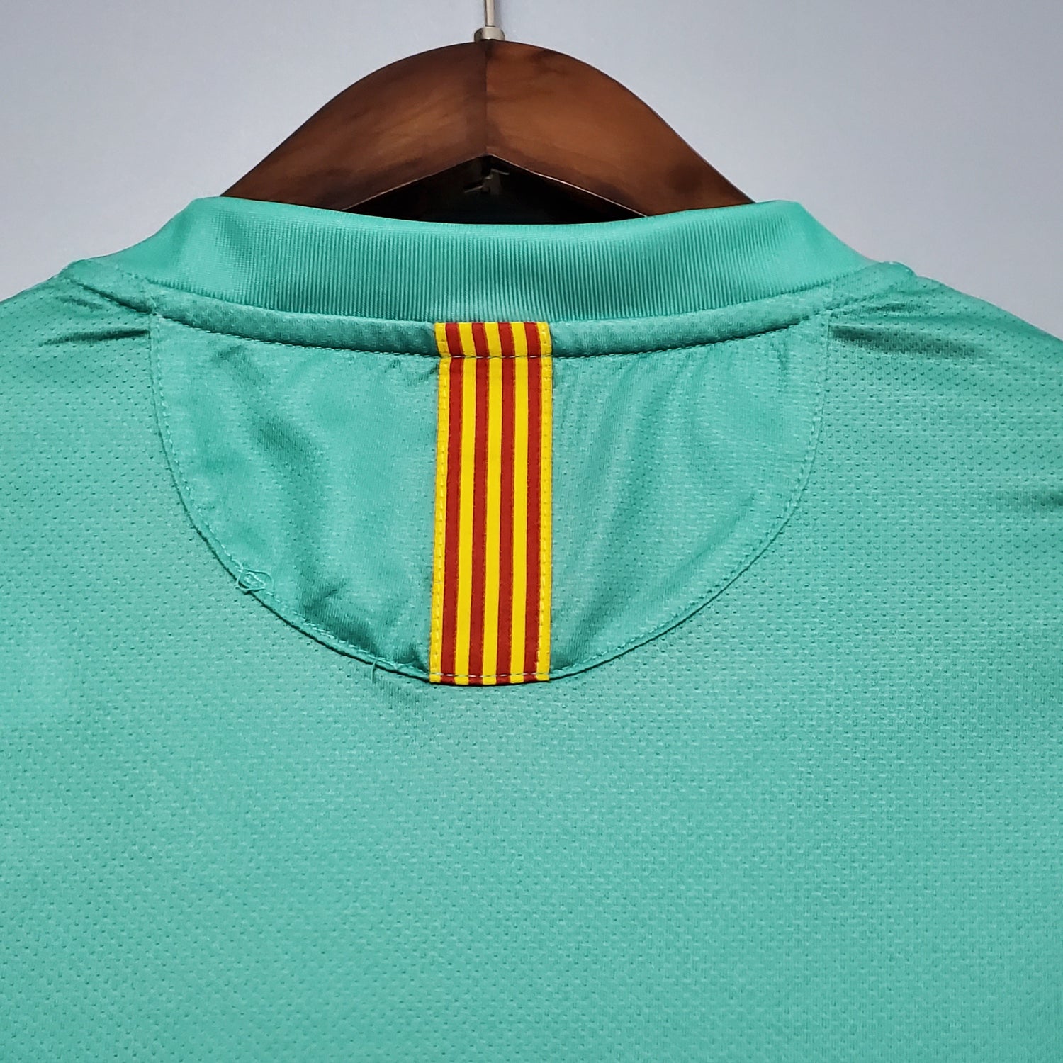 2010/11 Barcelona Away Retro Shirt