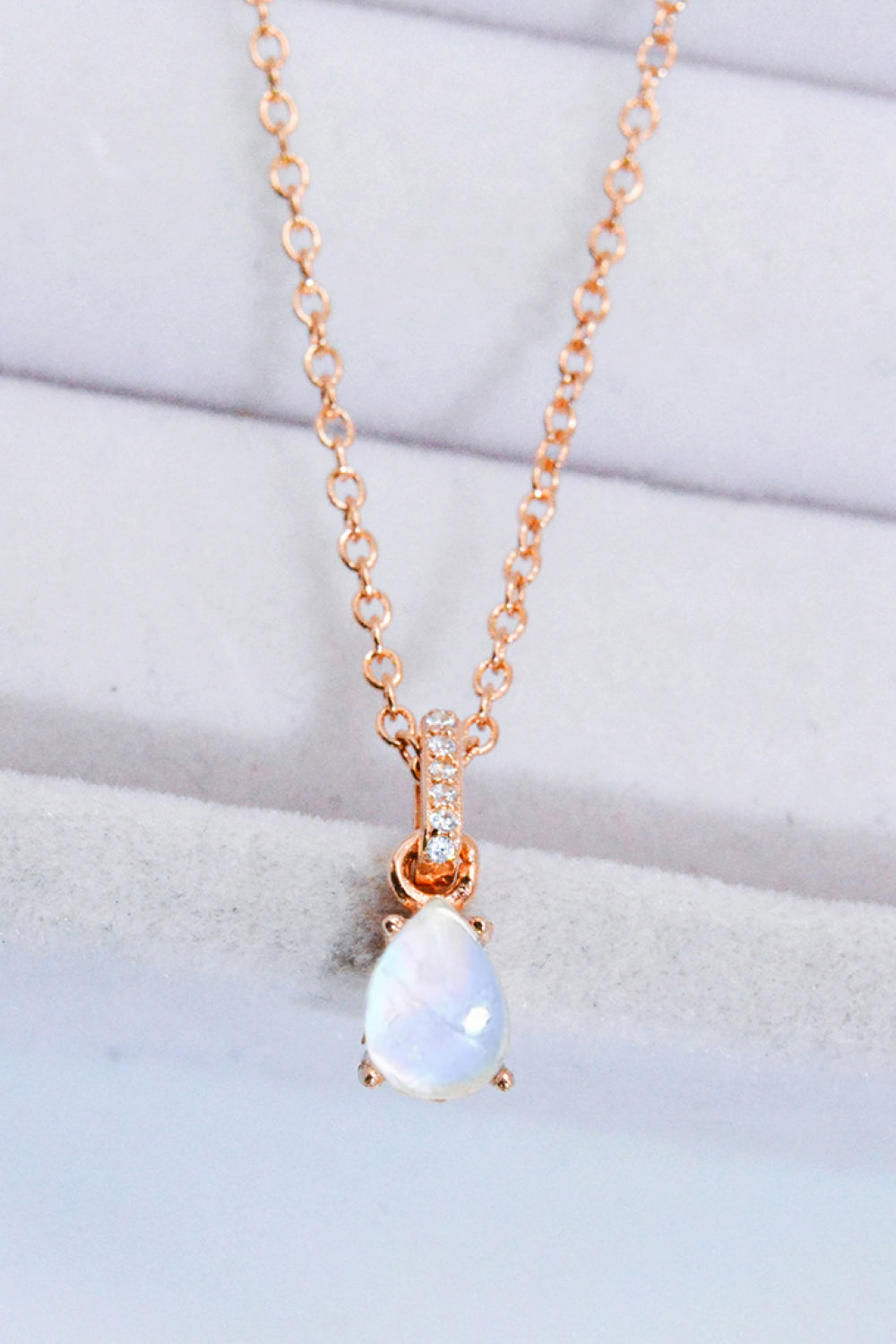 moonstone teardrop neckchain