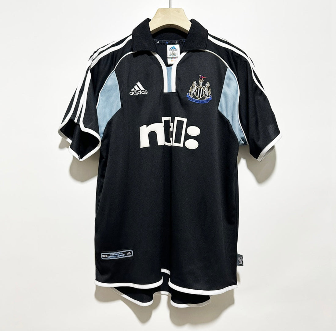 Newcastle United 2000/01 Away Shirt