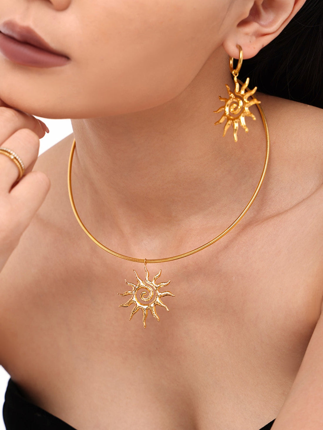gold sun jewelry duo