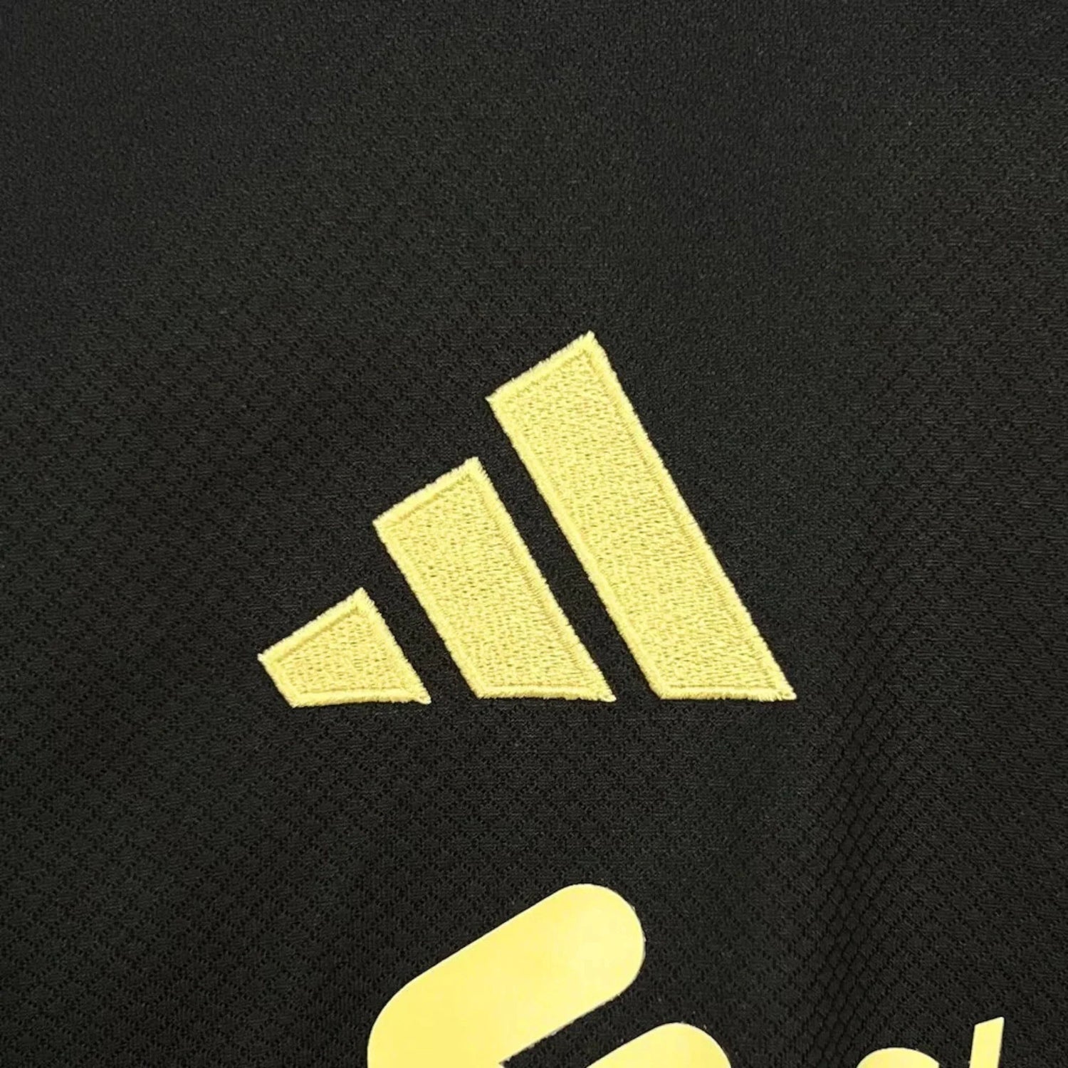 2025/26 Liverpool Black Gold Shirt - Special Edition