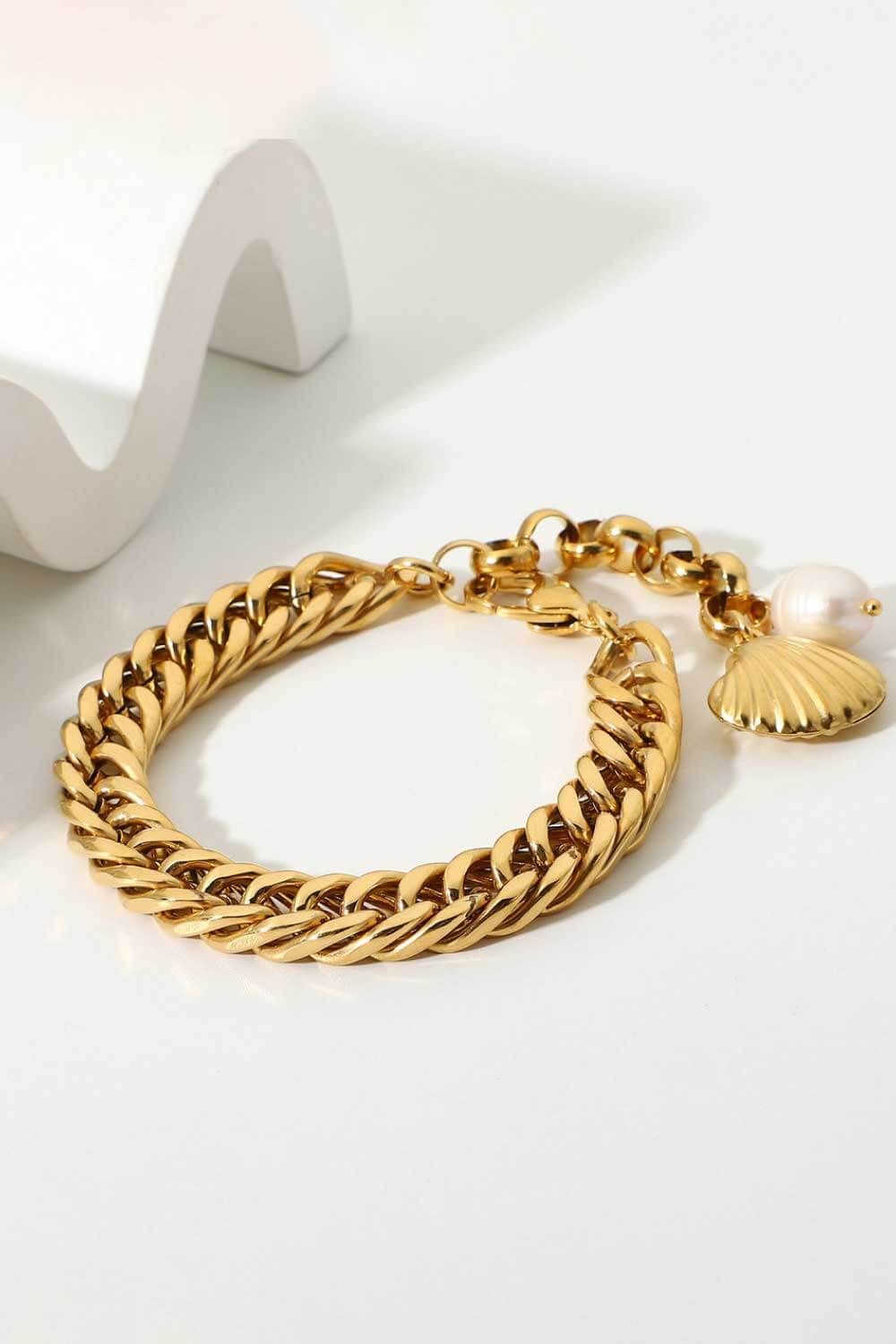gold curb chain bracelet
