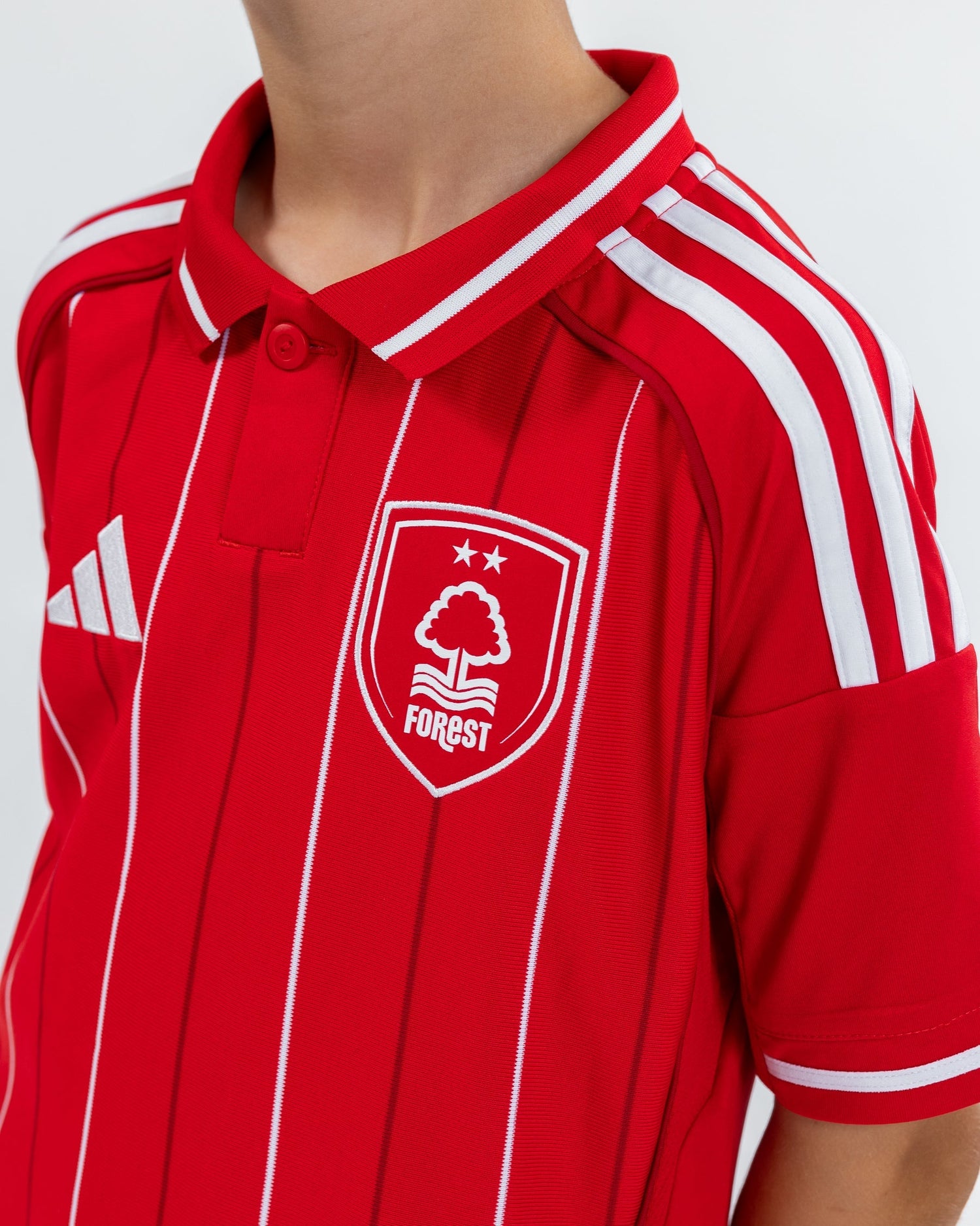 2025-26 Nottingham Forest Home Kids Kit