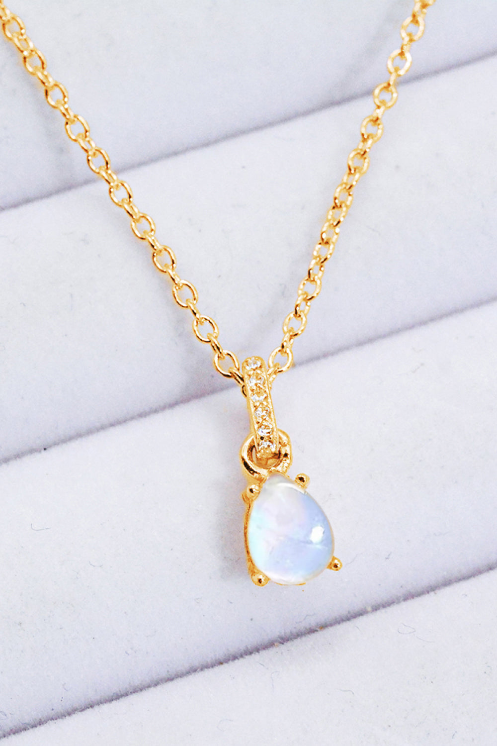 moonstone teardrop neckchain