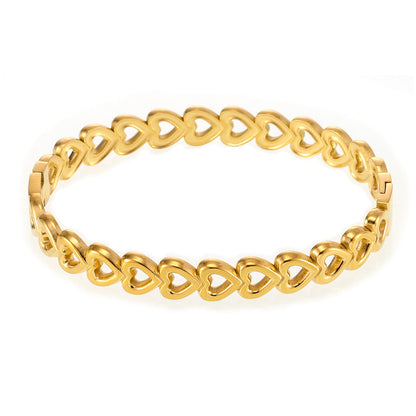 gold heart link bracelet