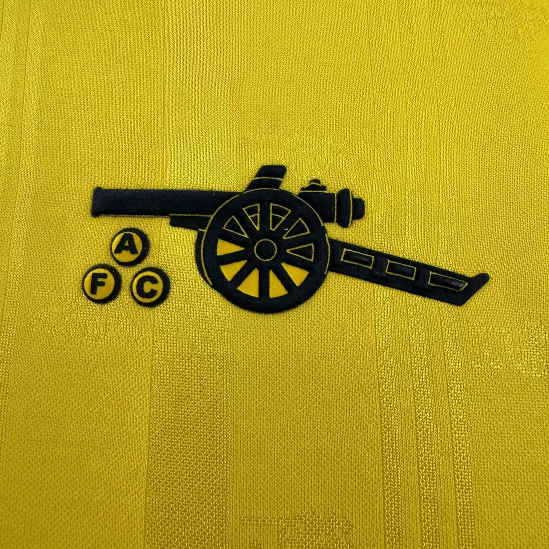 Arsenal Bruised Banana Jersey - 1986-1988