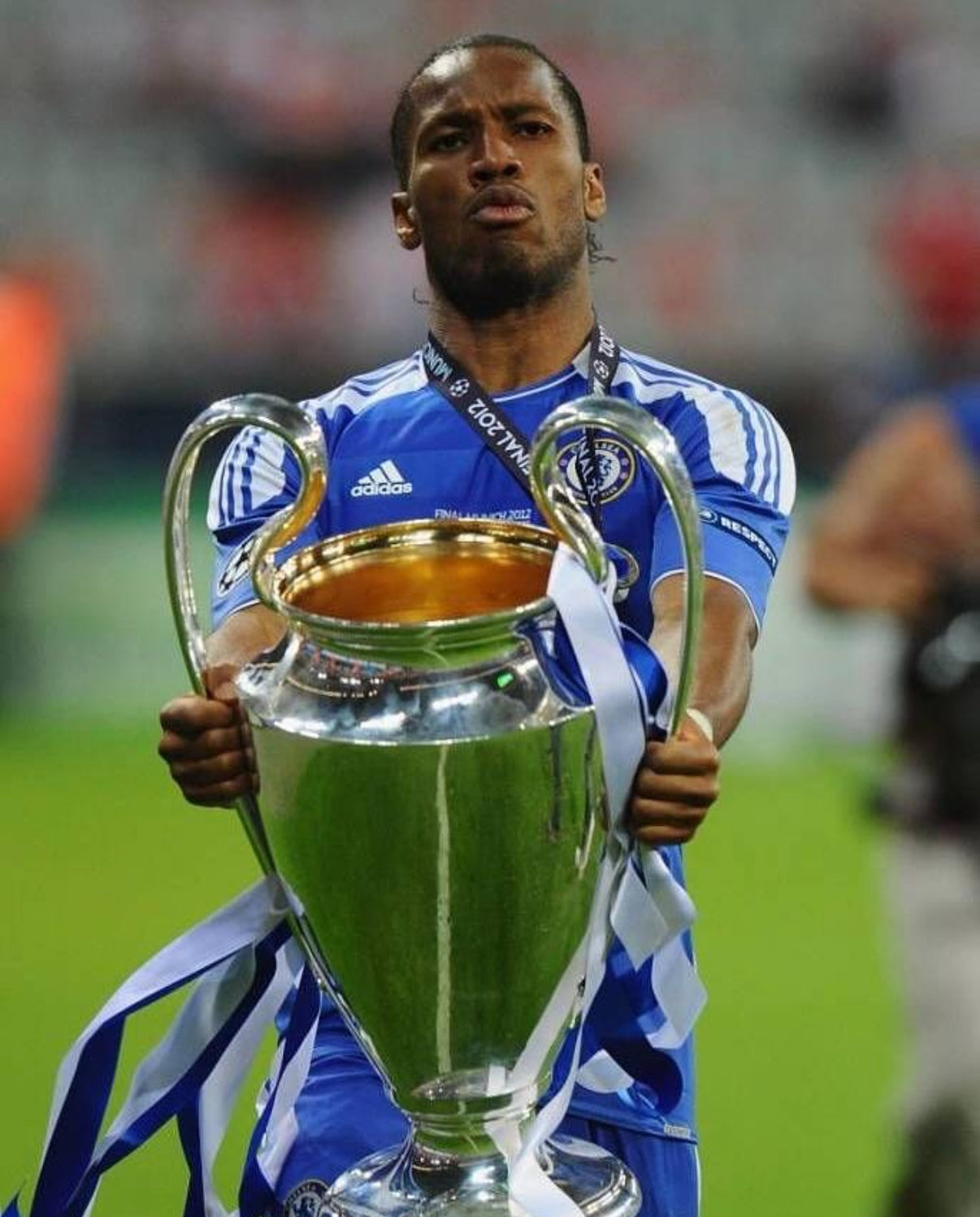 2011-12 Chelsea Retro Shirt