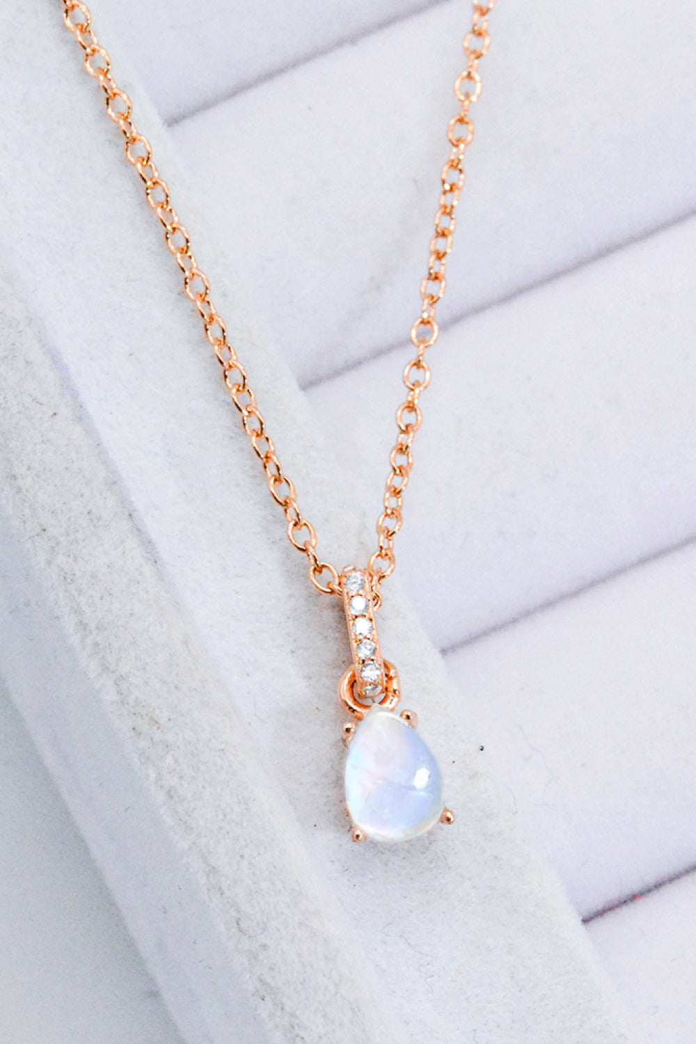 moonstone teardrop neckchain