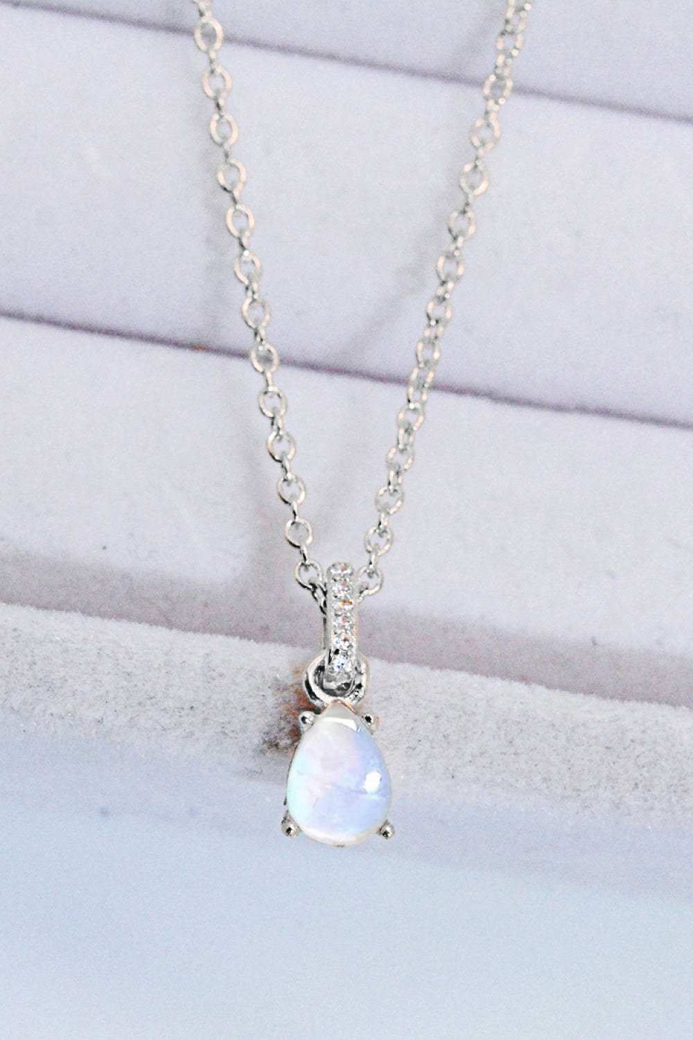 moonstone teardrop neckchain