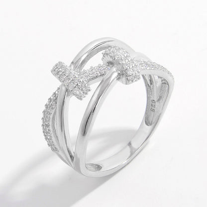 crisscross zircon silver ring