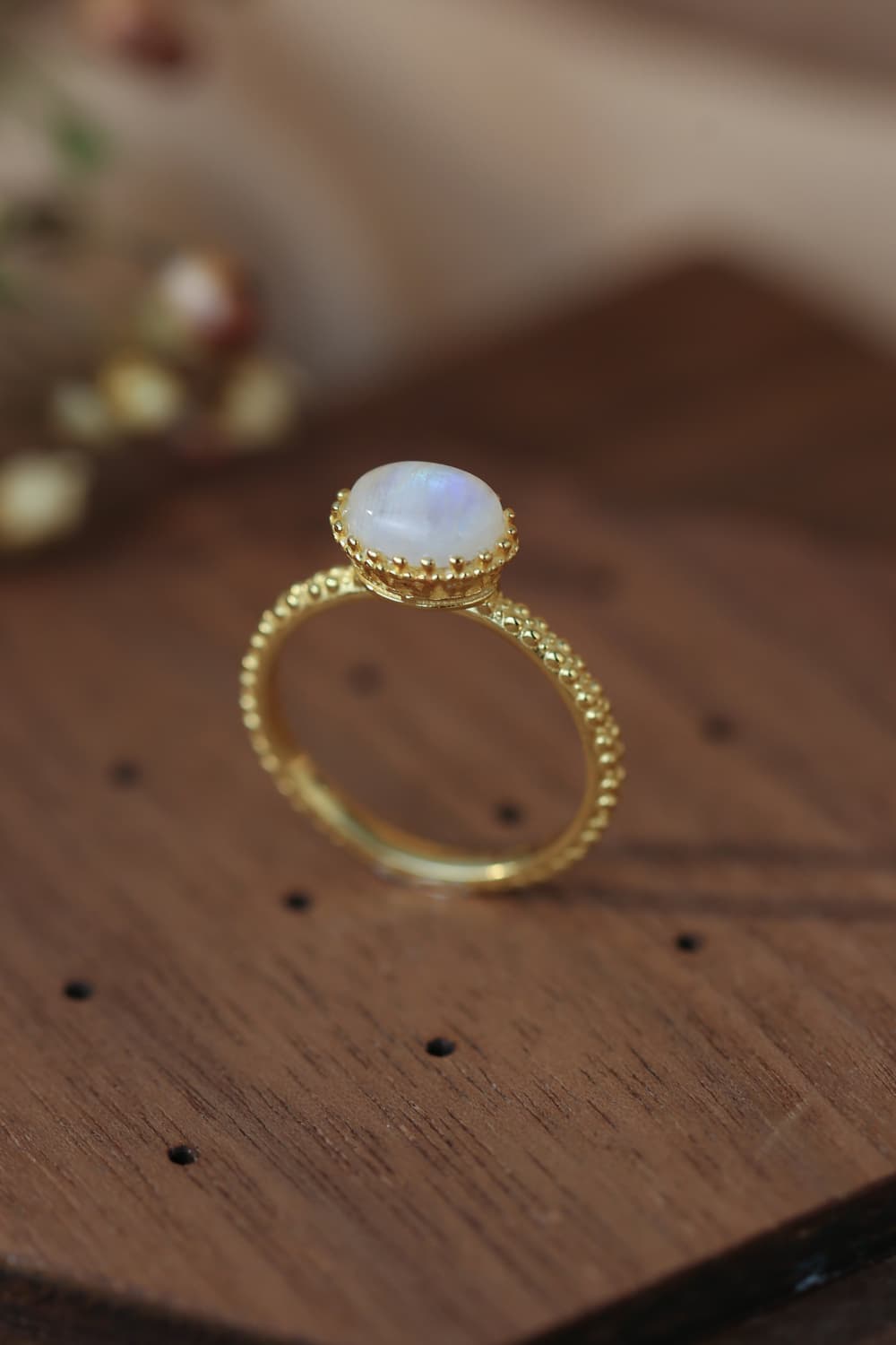moonstone silver circle