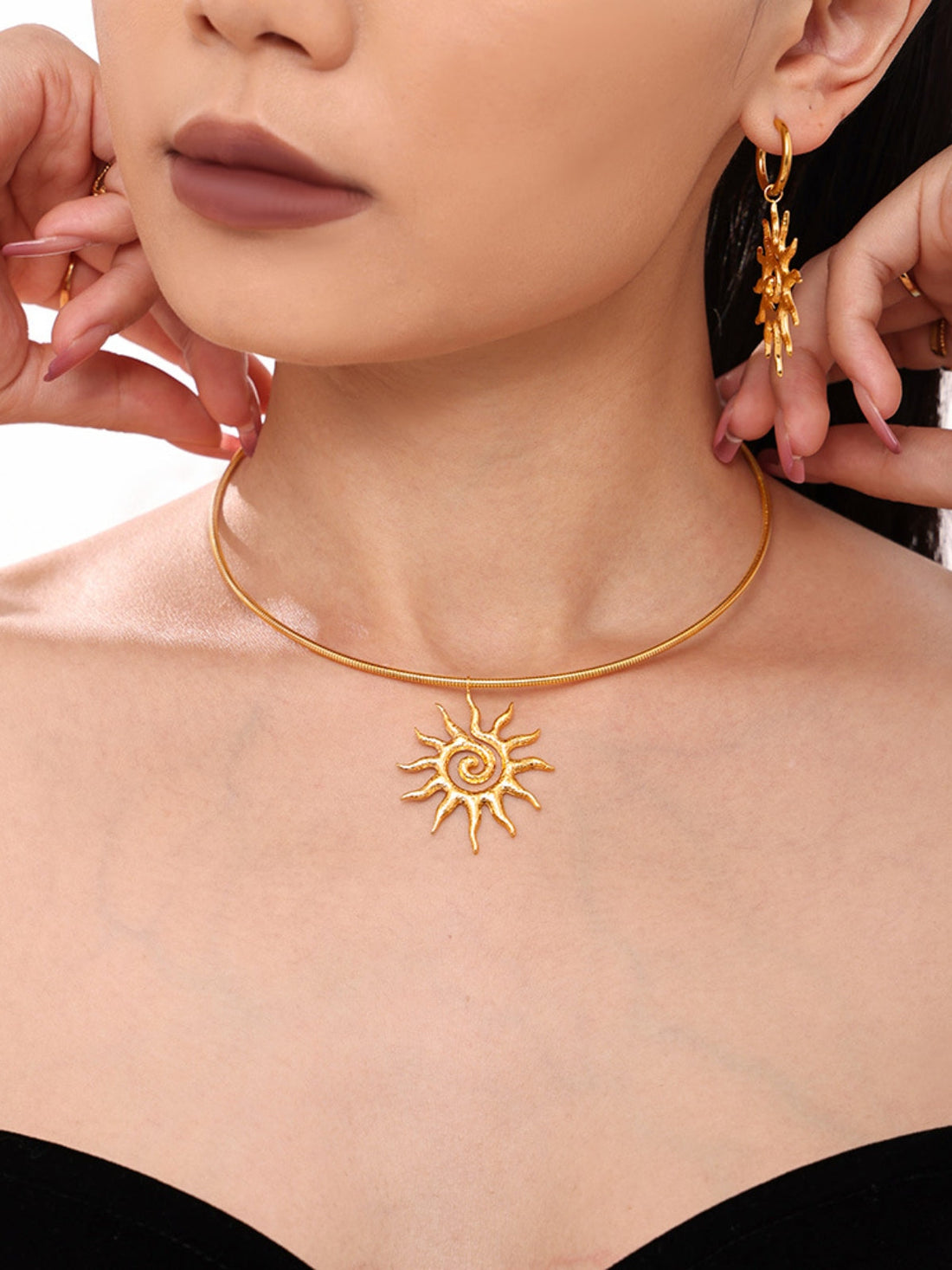 gold sun jewelry duo
