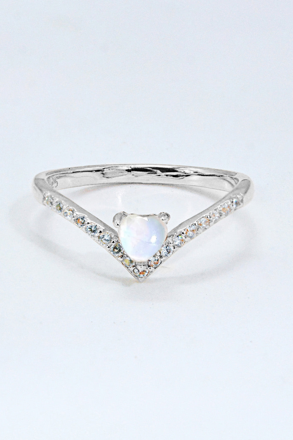 heart moonstone silver ring