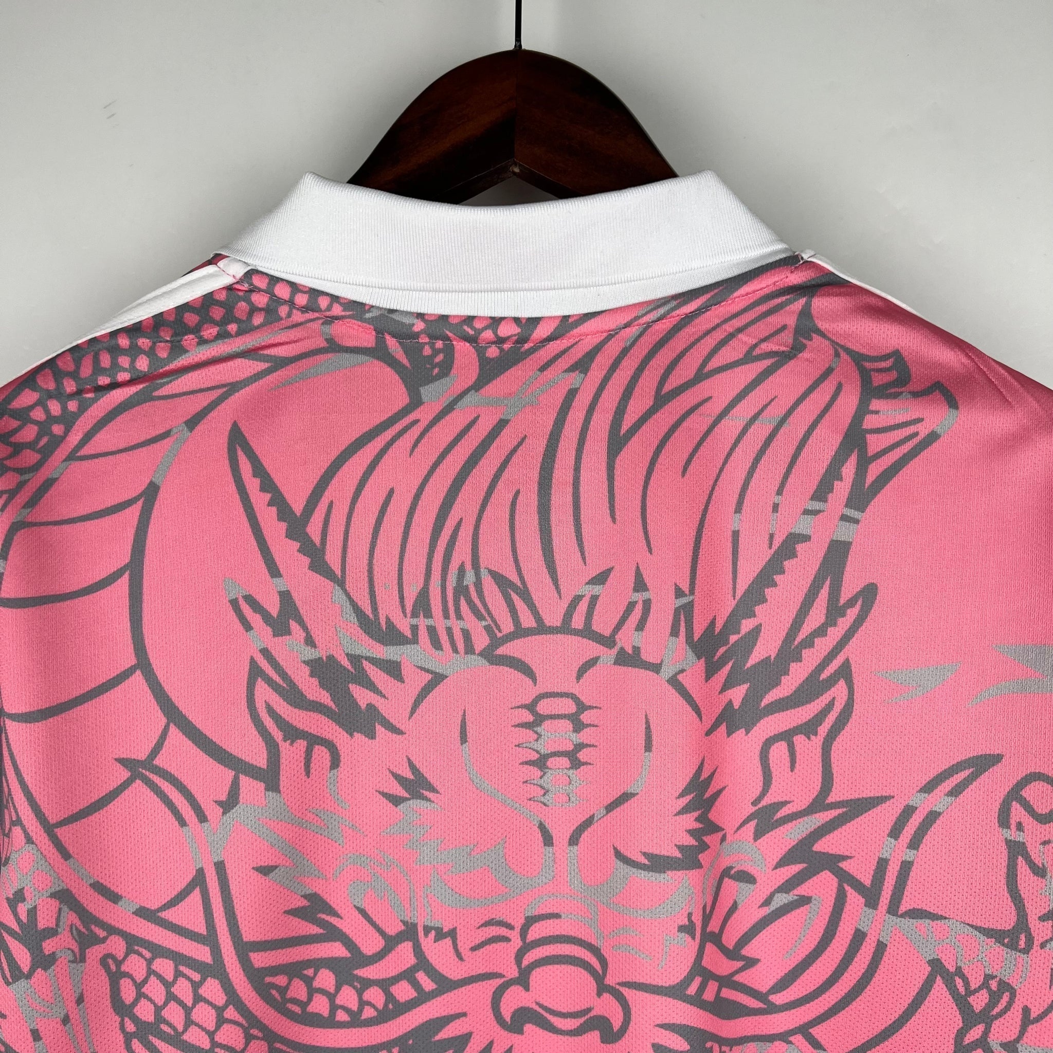 23-24 - Real Madrid Shirt - Pink Dragon